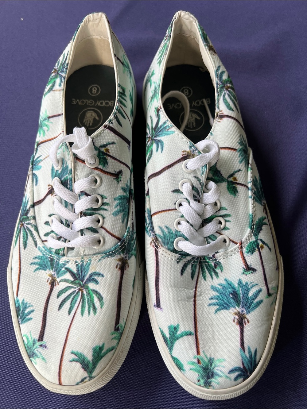 Body Glove “Amalfi” Sneakers Palm Trees on White Background Canvas Size 8 EUC